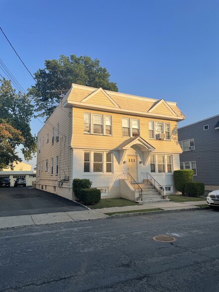Primary Photo - 14 Nelson Pl