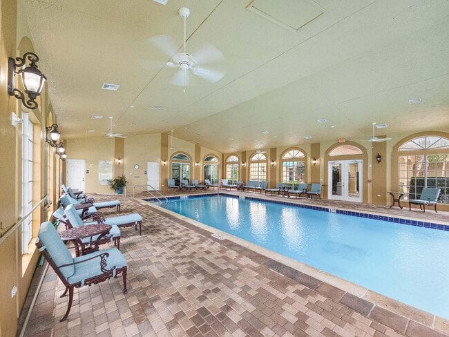 Building Photo - 5058 Glenville Dr