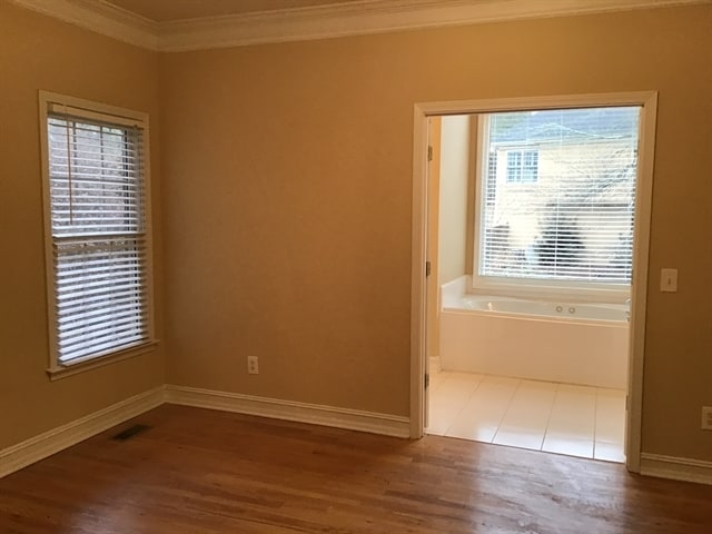 Building Photo - 6415 Wenham Ct