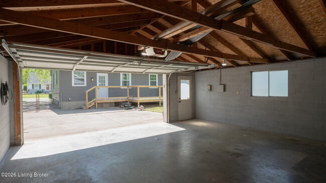 Building Photo - 3041 Radiance Rd