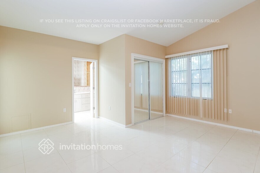 Building Photo - 2202 Curtis Dr N