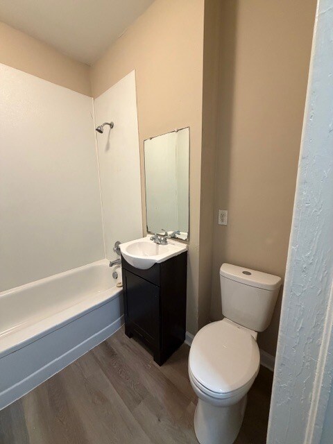 Building Photo - 1408 Harding St