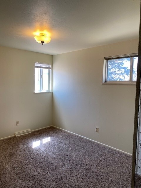 Building Photo - 7427 S Fairfax Ct