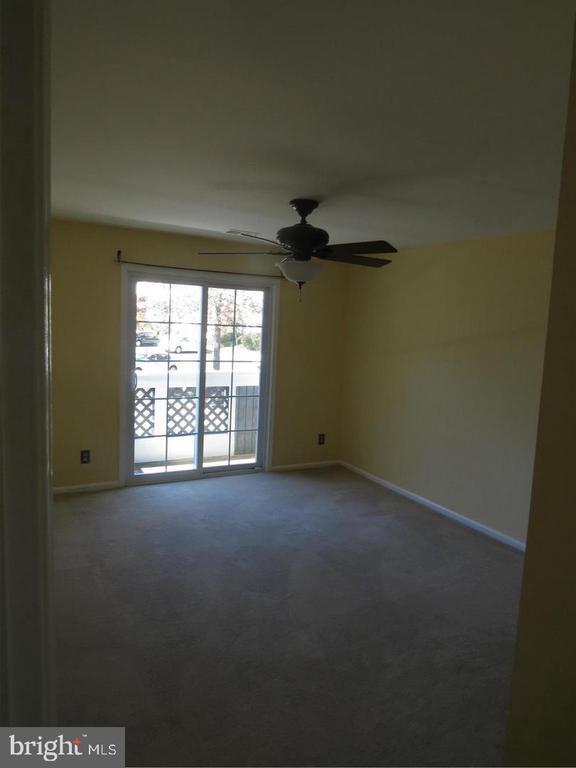 Building Photo - 12926 Grays Pointe Rd