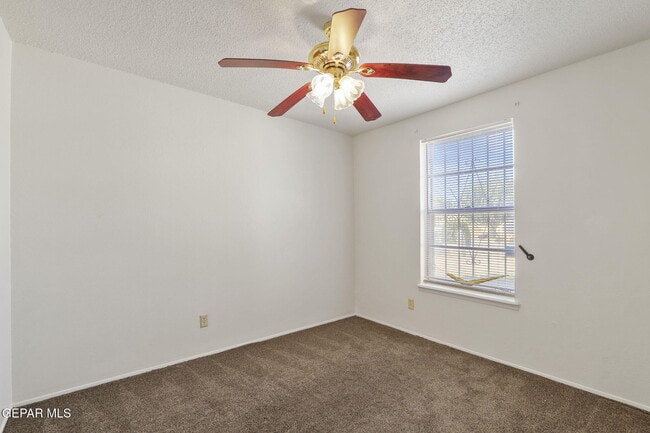 Building Photo - 5440 Viceroy Dr