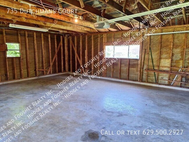 Building Photo - 735 Dutchmans Ct