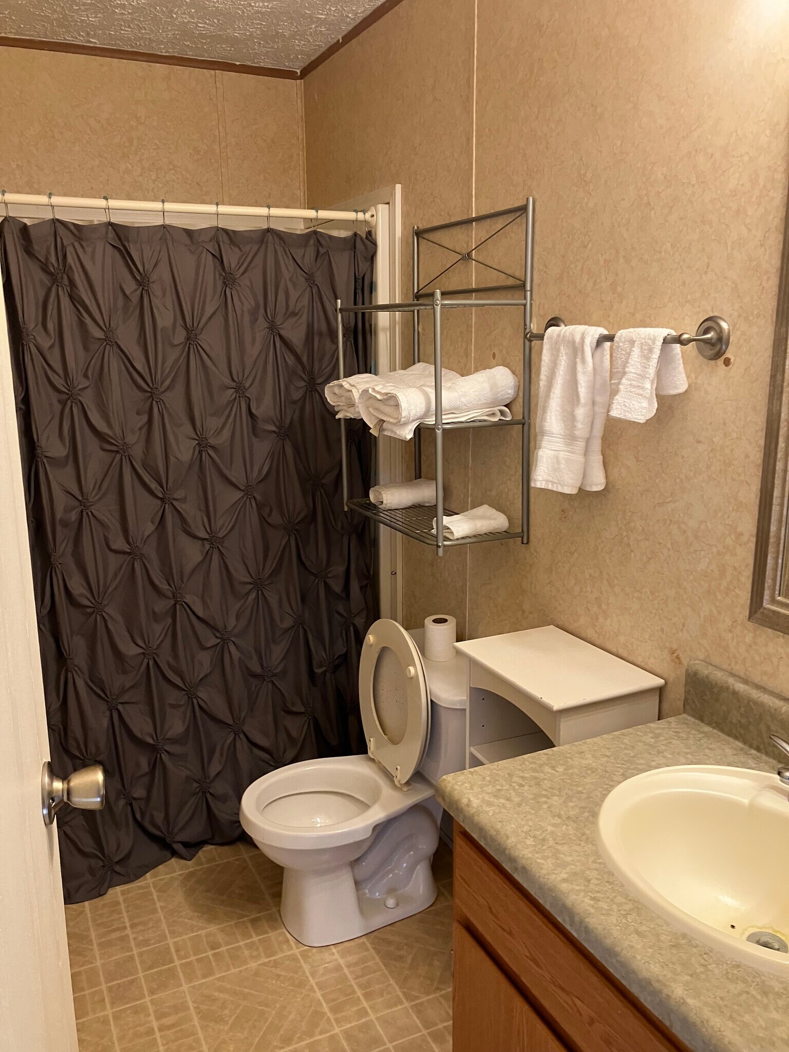 Building Photo - 440 Wade Rd