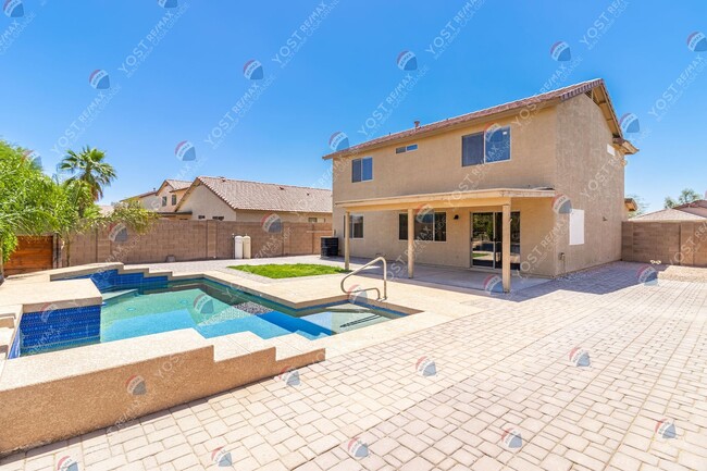 Building Photo - Entertainers home in Acacia Landing!