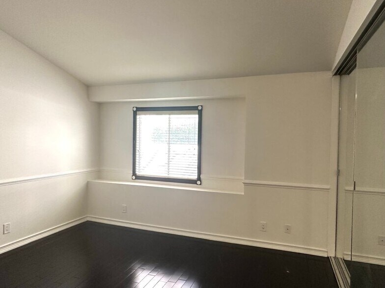 Building Photo - 30902 Clubhouse, 15H