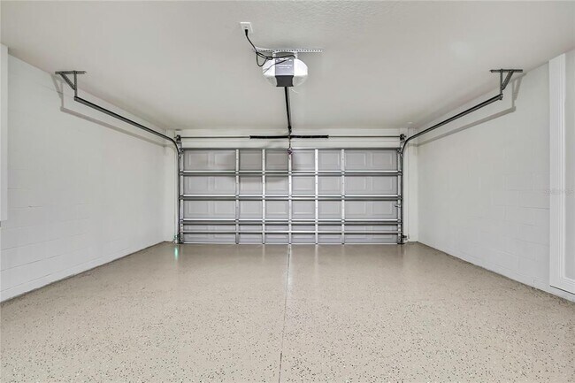 Building Photo - 3331 W Gates Ln