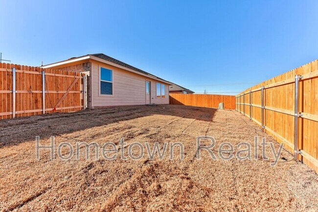 Building Photo - 9724 NW 124th St