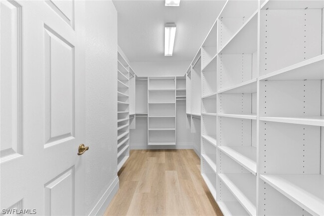 Building Photo - 9041 Whimbrel Watch Ln