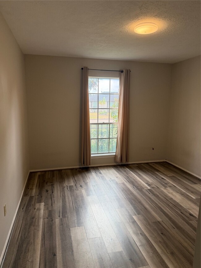 Building Photo - 9202 Carvel Ln