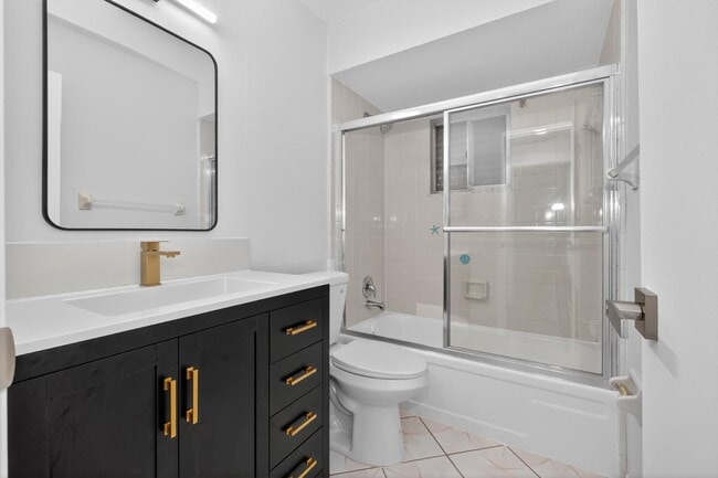 Building Photo - 12829 SW 38th Cir