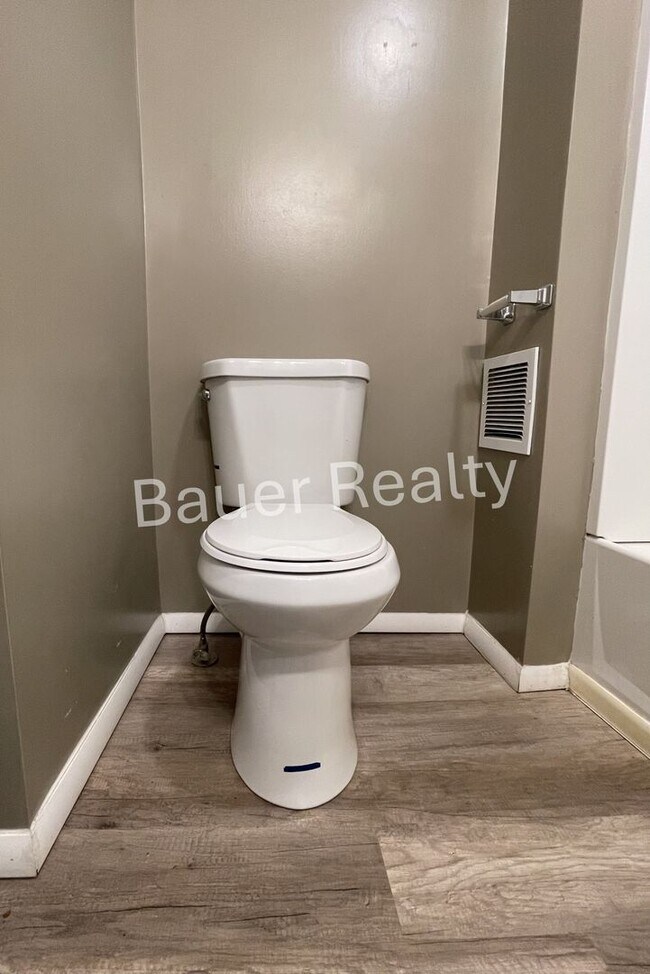 Building Photo - sbeg402