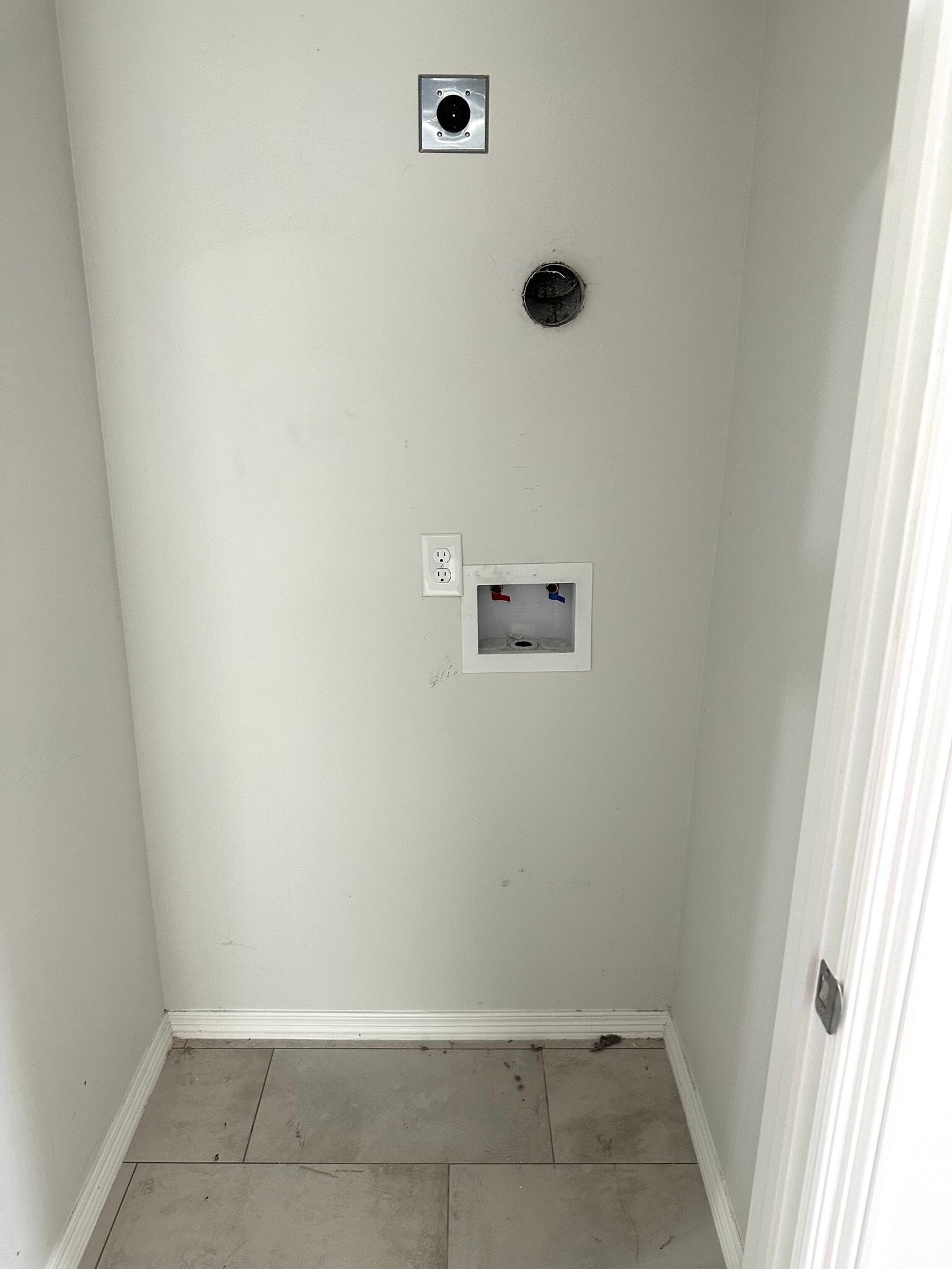 Building Photo - 308 Uva Ln