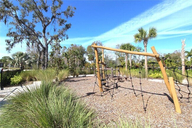 Building Photo - 15324 Shady Palms Ln