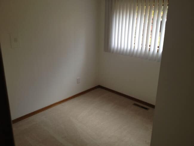 Building Photo - South Hill Charm