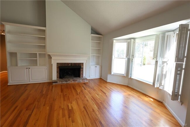 Building Photo - 1248 Defoor Ct NW