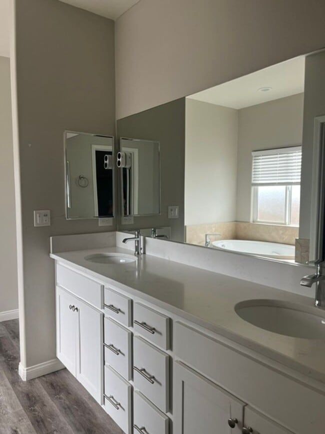 Building Photo - 9211 Jack Ranch Ct