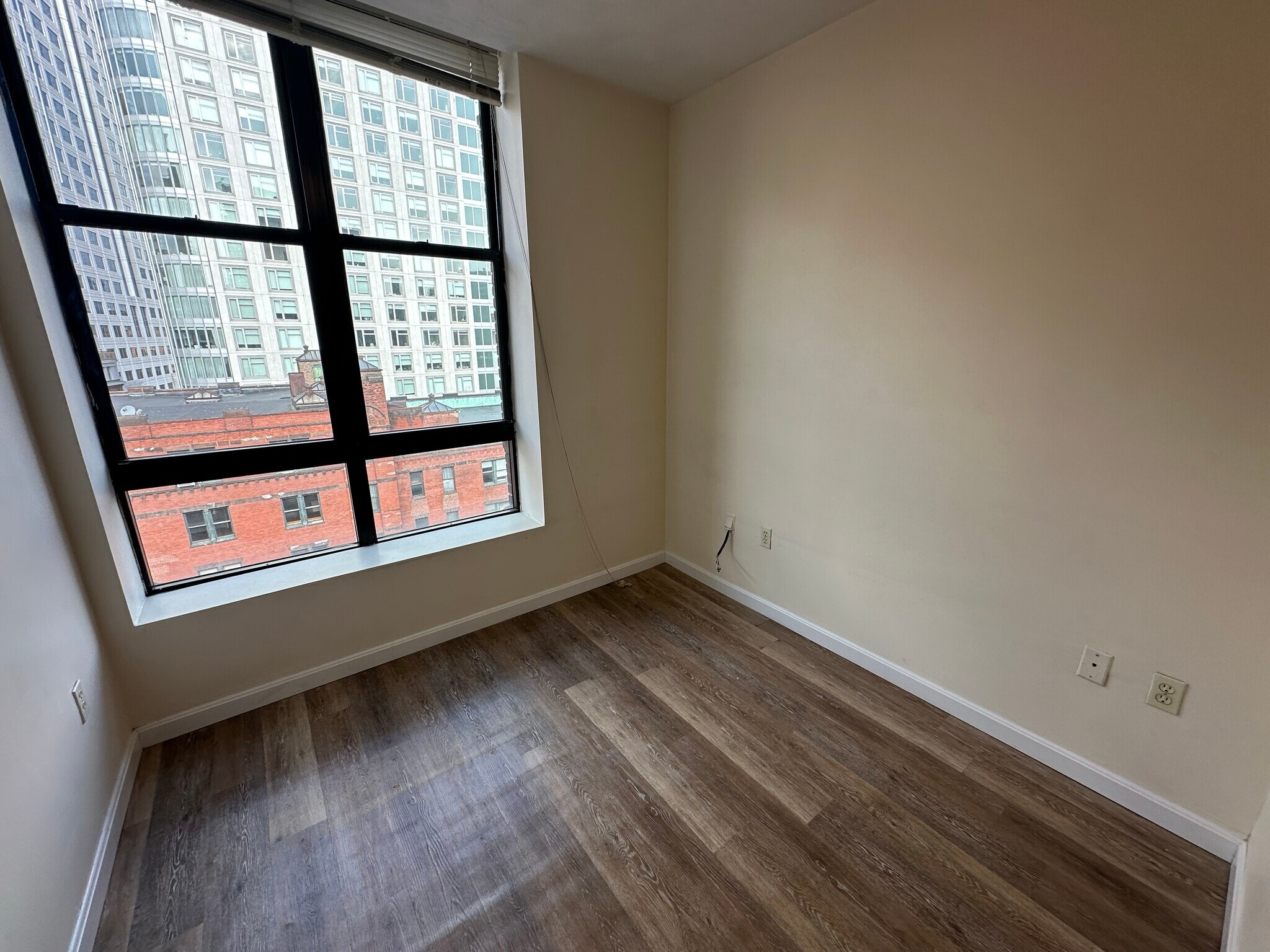 Building Photo - 78 Essex St
