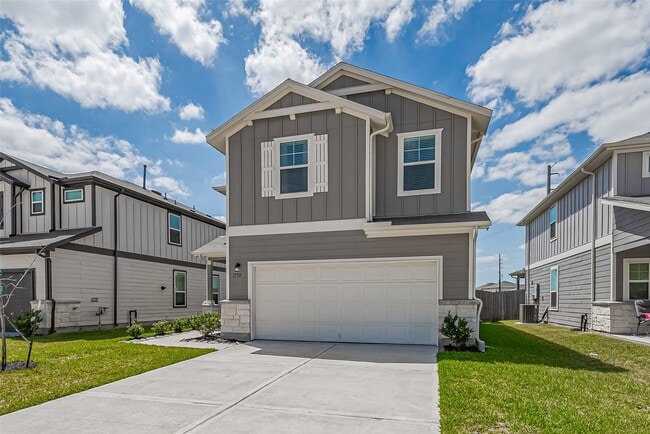 Building Photo - 17711 Vernonia Ln
