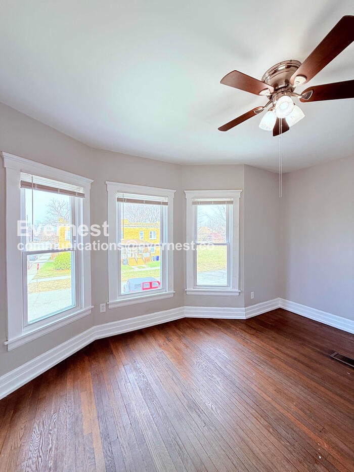 Building Photo - 504 Westminster St