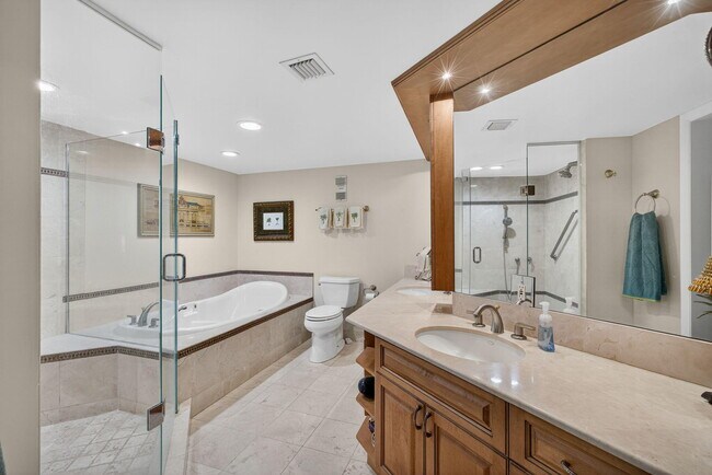 Building Photo - 5550 N Ocean Dr