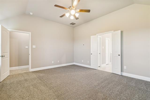 Building Photo - 410 Oleander Dr
