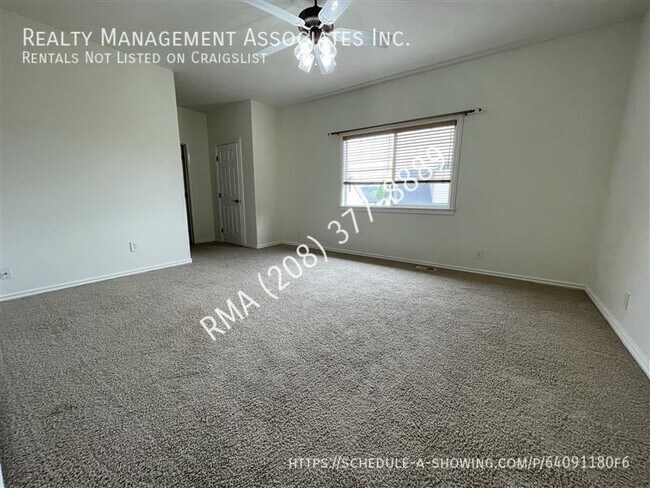 Building Photo - 4336 N Chatterton Ave
