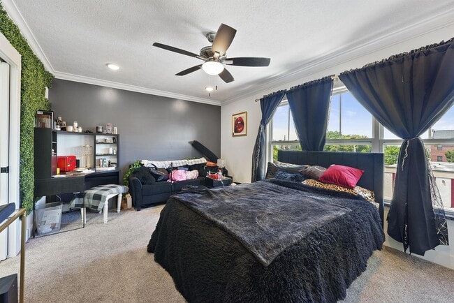 Building Photo - 1436 Indianola Ave