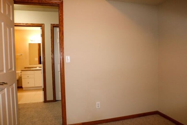 Building Photo - $2,695 | 4 Bedroom, 3.5 Bathroom Multi Floor Town Home | No Pets Allowed | Available for August 1...