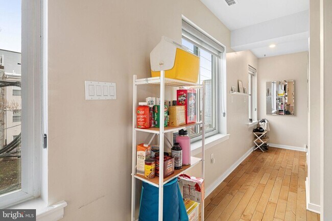 Building Photo - 847 N 16th St