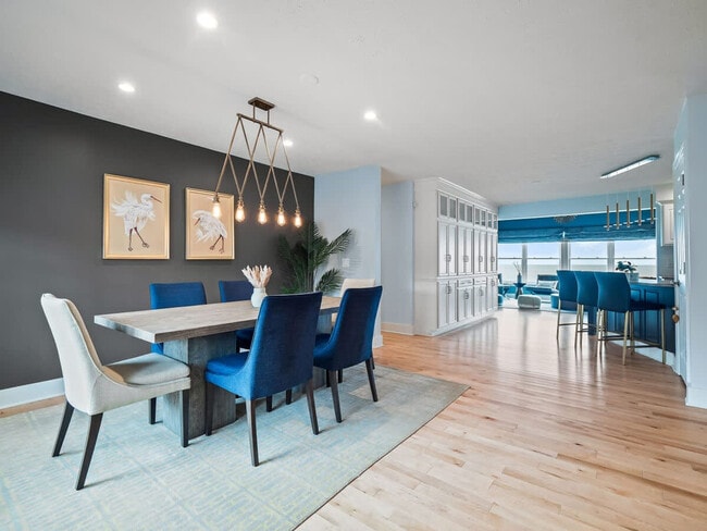 Building Photo - 32414 Lake Rd