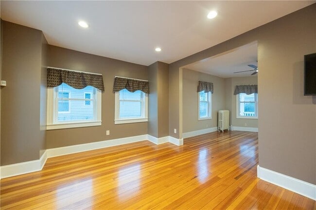 Building Photo - 200 Woodward Ave