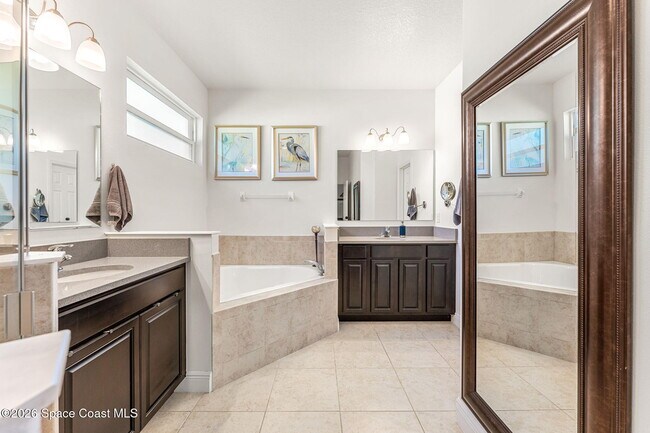 Building Photo - 6435 Montserrat Dr