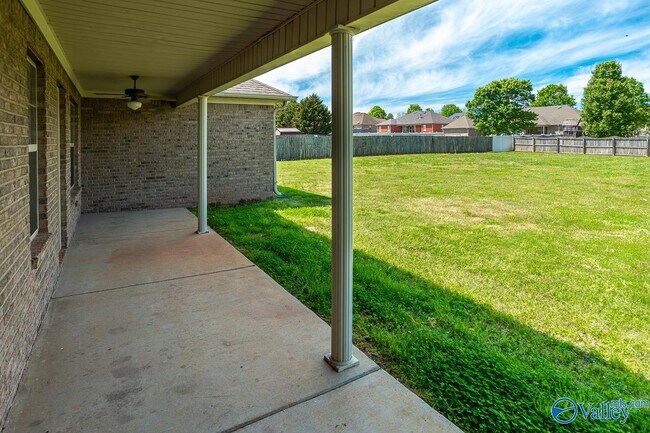 Building Photo - 25520 Gray Stone Dr