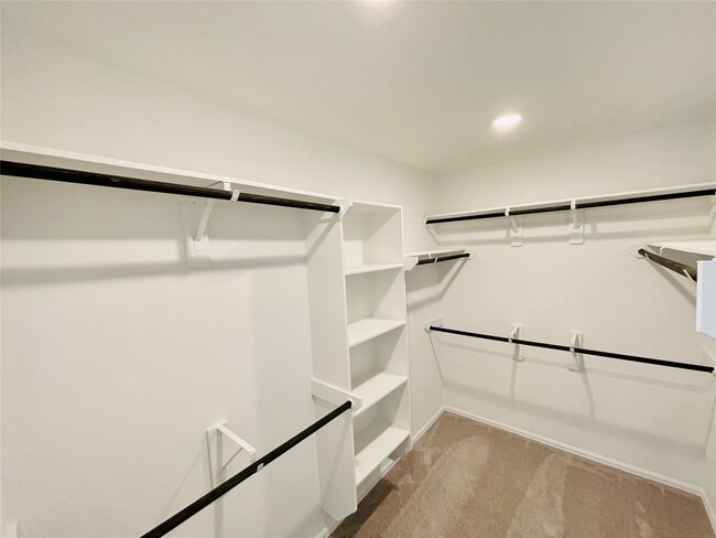 Building Photo - 5523 Knox Lndg Dr