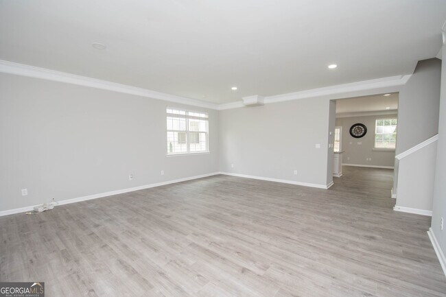 Building Photo - 179 Scenic Hills Dr