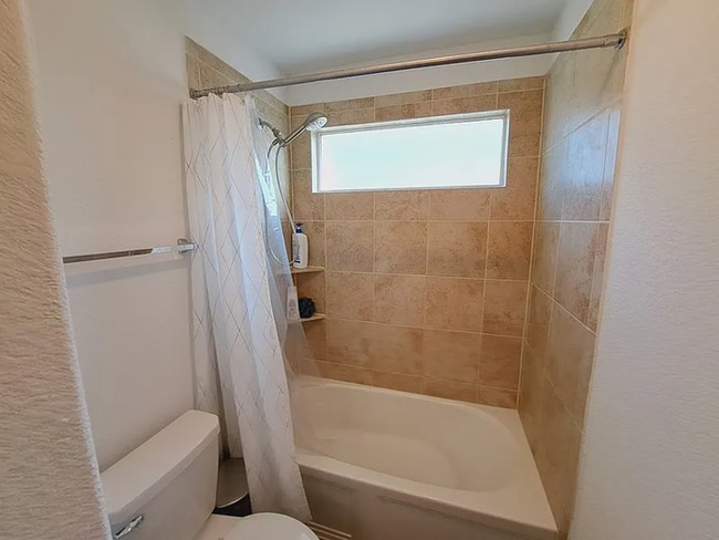 Building Photo - COMING SOON! Beautiful 4BR 3BA w/ Fenced Backyard • Private Yard• Attached Garage in Siena