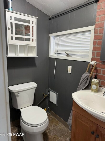 Building Photo - 14 Third Road Unit