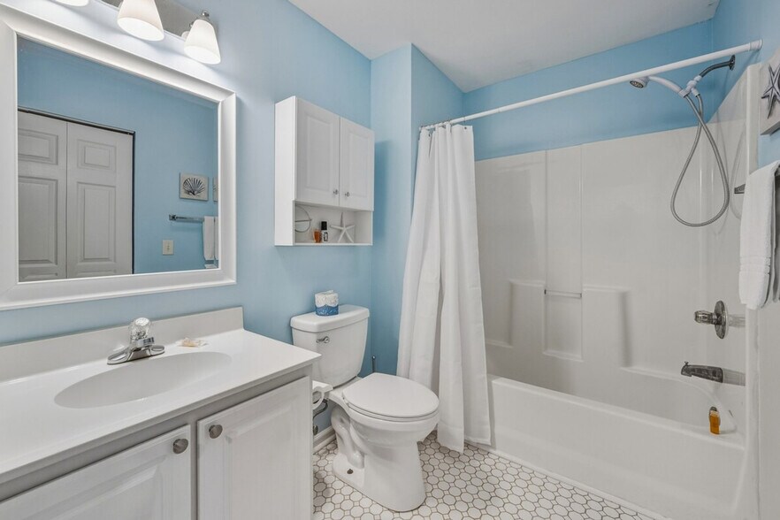 Building Photo - 1071 Blue Stem Dr