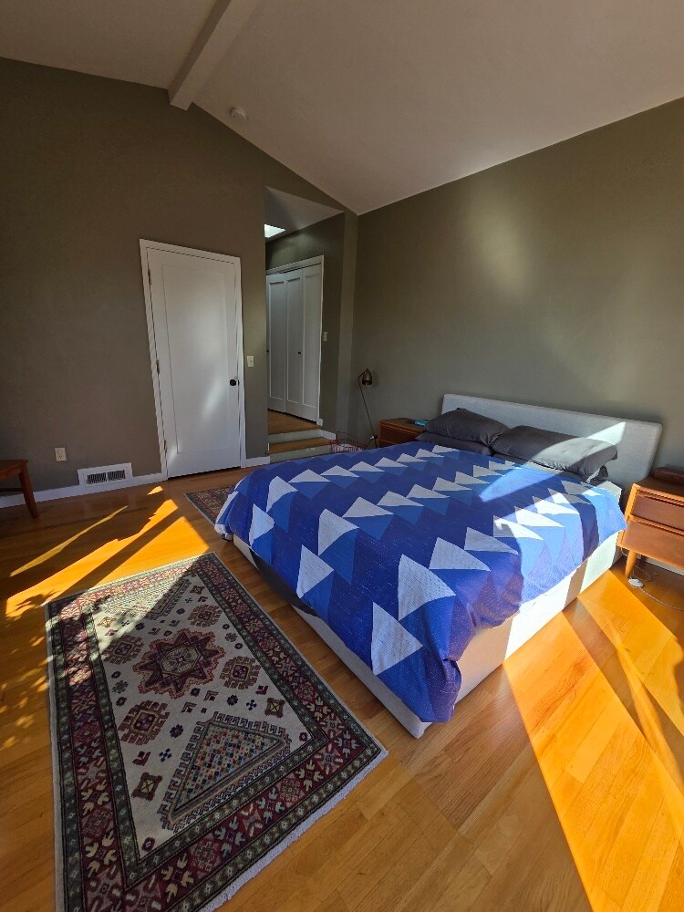 Building Photo - 6746 Cutting Blvd