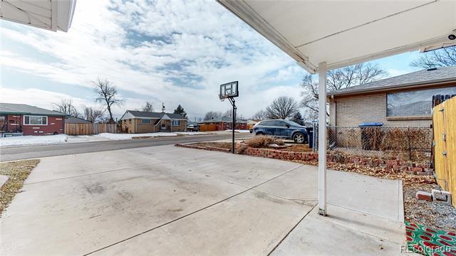 Building Photo - 6025 W 61st Ave