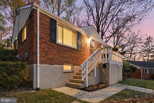 Building Photo - 7203 Arthur Dr