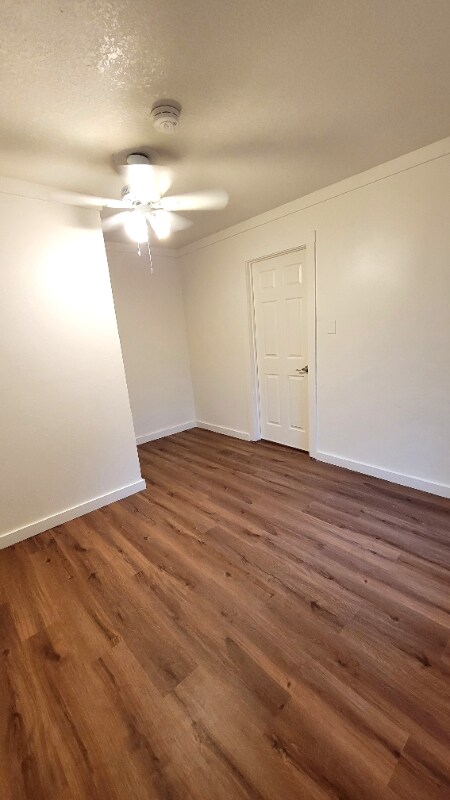 Building Photo - 2100 Hill Top Ct