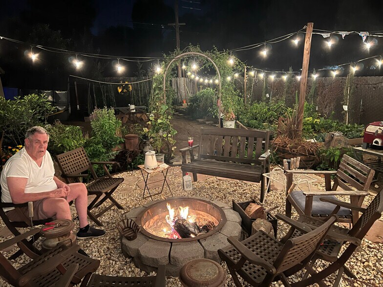 Building Photo - 5003 Whitney Ave