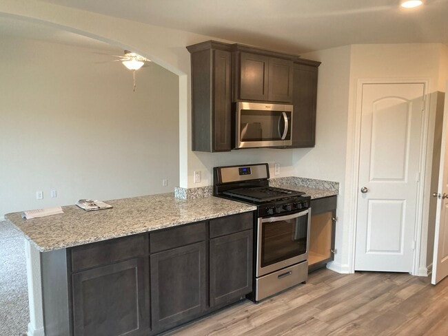 Building Photo - 3007 Boran Dr