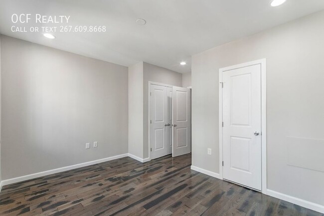Building Photo - 1447 S Taylor St