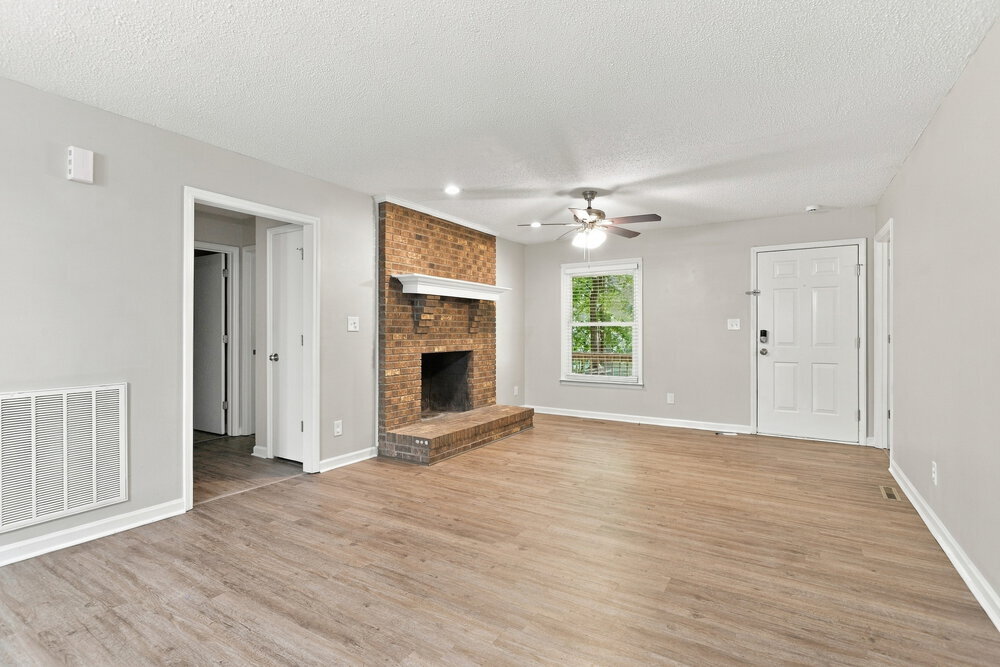 Building Photo - 431 Hillcrest Dr